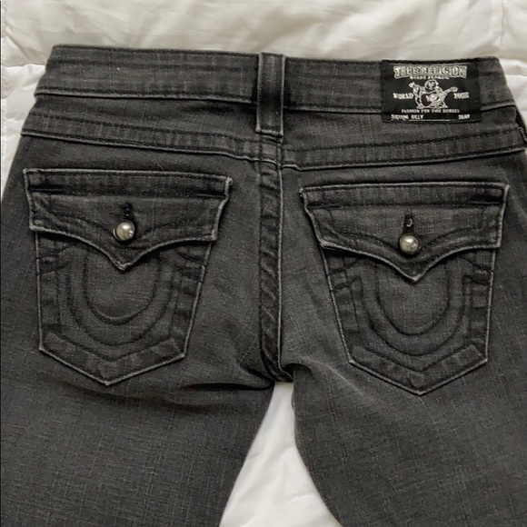 Women’s True Religion Jean - Picture 4 of 7